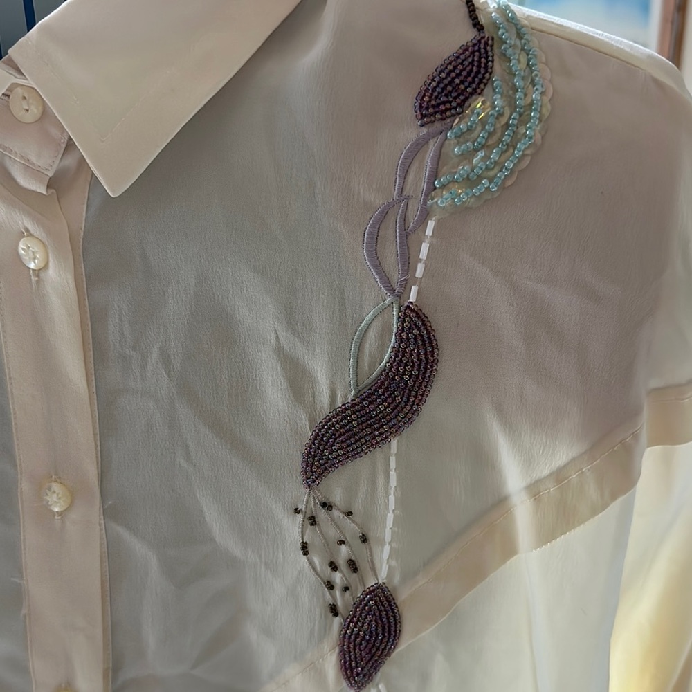 Beautiful vintage beaded Marc D’Alcy for Beltane Silk Blouse from Hong Kong.